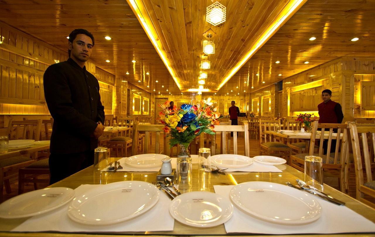 Holiday Bnb Manali Eksteriør bilde